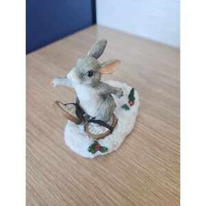 Silvestri Charming Tails "Binky Snow Shoeing" ‎ 3 Inch Winter  Bunny Figurine